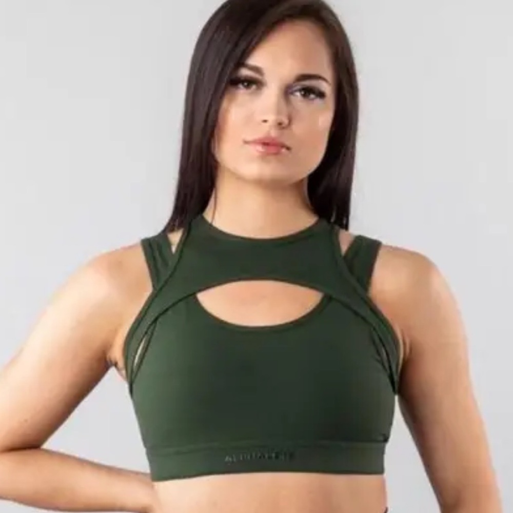 Alphalete Surface keyhole Green Sports Bra